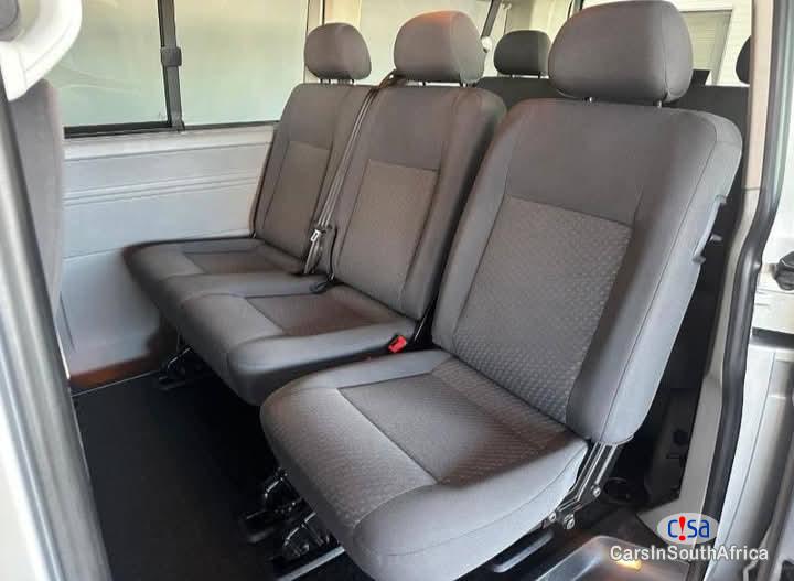 Volkswagen Kombi Manual 2013 - image 7