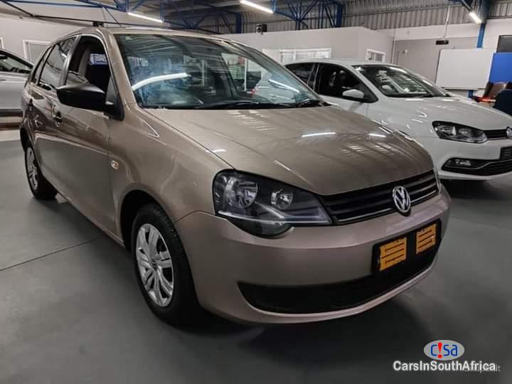 Volkswagen Polo 1.4 Manual 2016 - image 2