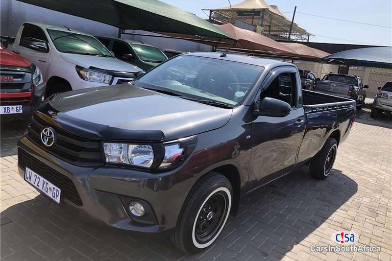 Toyota Hilux 2.4GD Manual 2021