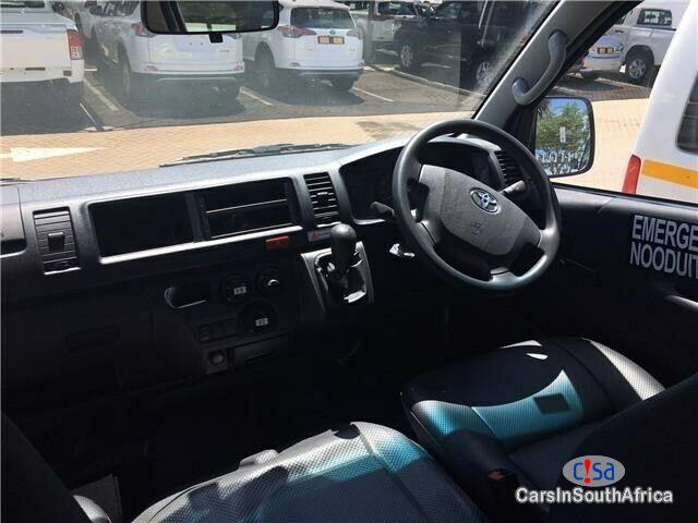 Toyota Quantum Eco Manual 2016 - image 5