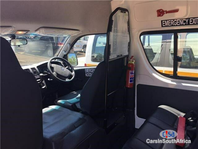 Toyota Quantum Eco Manual 2016 - image 6