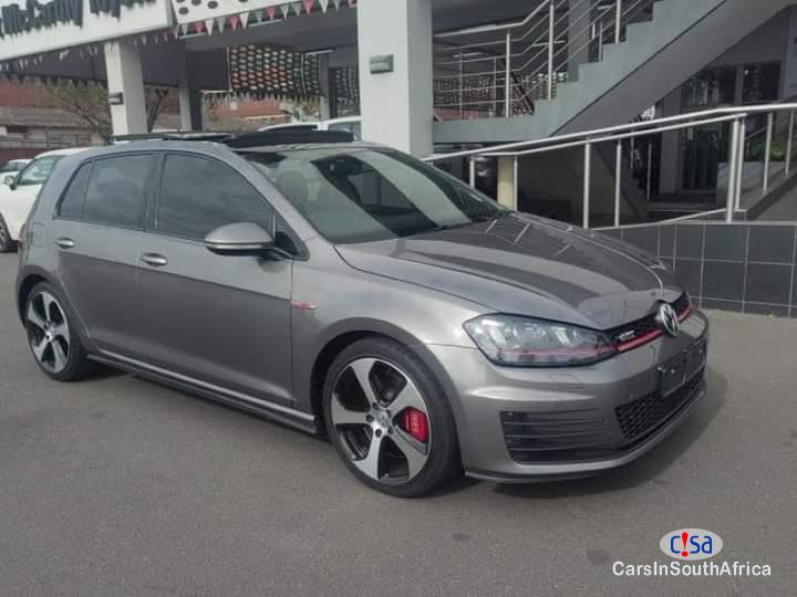 Volkswagen Golf 2.0 Automatic 2015 - image 2