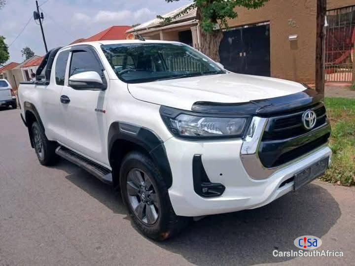 Toyota Hilux 2.8GD Automatic 2022