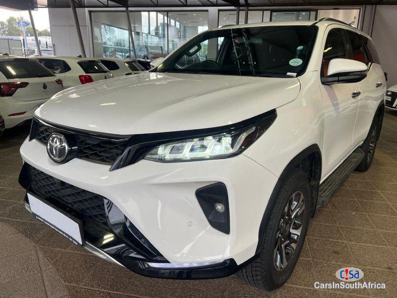 Toyota Fortuner 2.8 Automatic 2024 - image 2