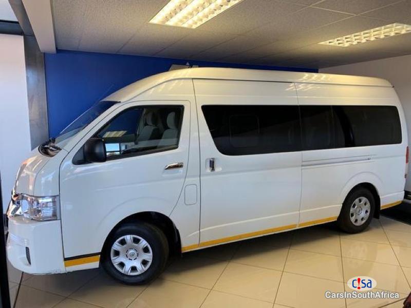 Toyota Quantum 2.4 GL 14 SEATER BUS Manual 2017