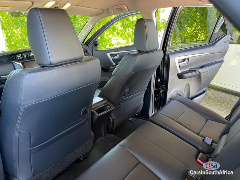 Toyota Fortuner 2.4 Automatic 2022 - image 5