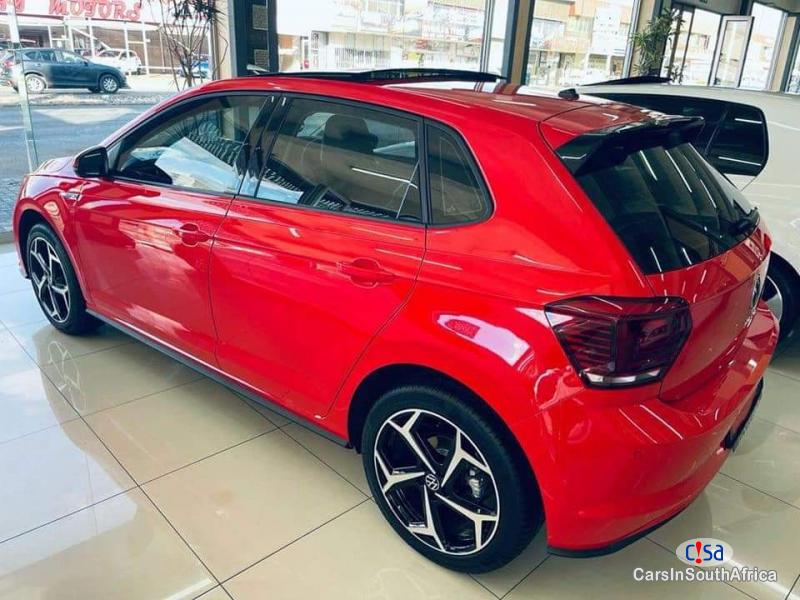 Pictures of Volkswagen Polo 1.0R Line Automatic 2018