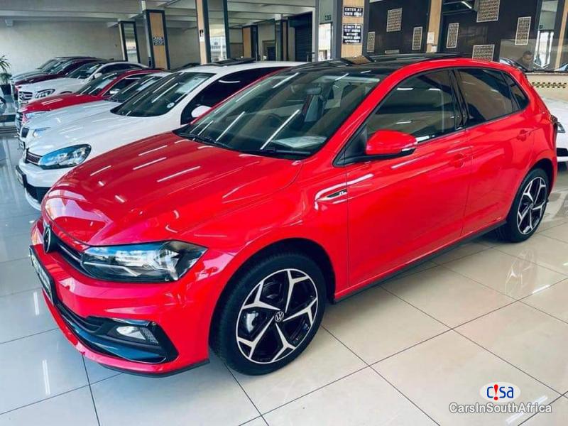 Volkswagen Polo 1.0R Line Automatic 2018 - image 2
