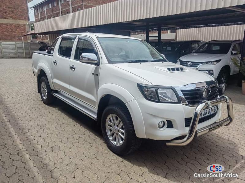 Toyota Hilux 3.0D-4D Manual 2015 in Limpopo