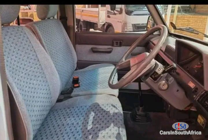 Toyota Venture 2.0 / Whatsapp Call 068 346 6875 Manual 2020 - image 2