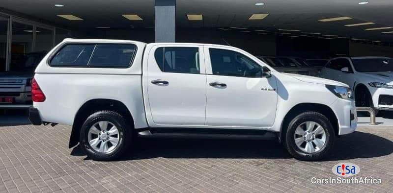Toyota Hilux 2.4 Automatic 2019 - image 3