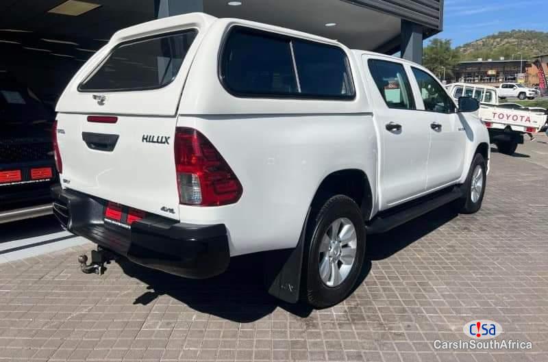 Toyota Hilux 2.4 Automatic 2019 - image 4