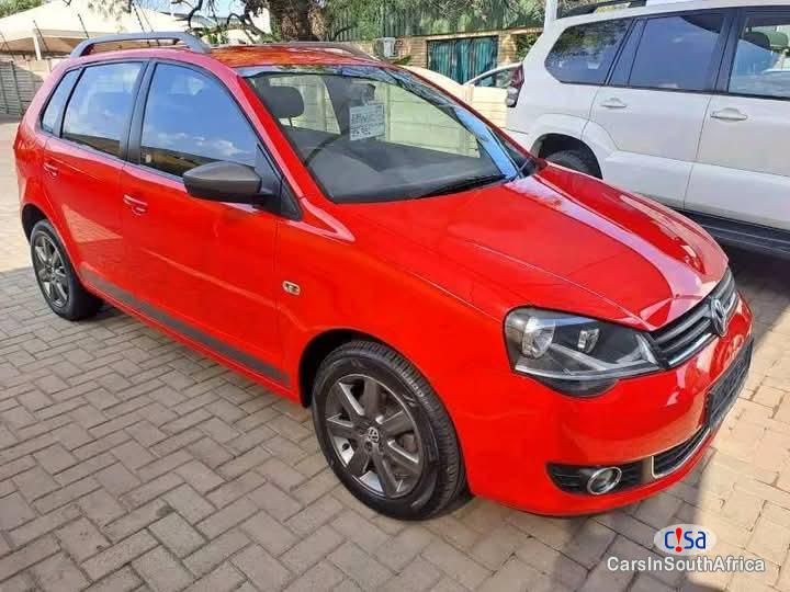 Volkswagen Polo 1.6 Manual 2017 - image 2