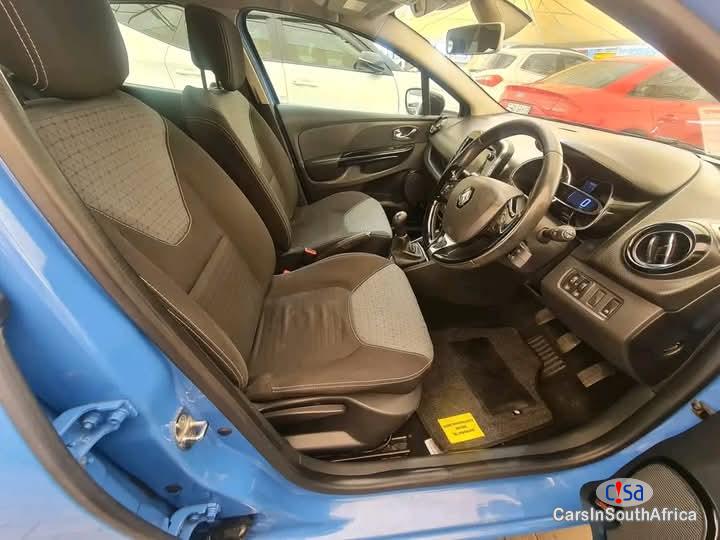 Renault Clio 1.4 Manual 2014 - image 3