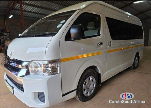 Picture of Toyota Quantum 2.5D-4D GL 14 Seater Bank Repossessed Manual 2021