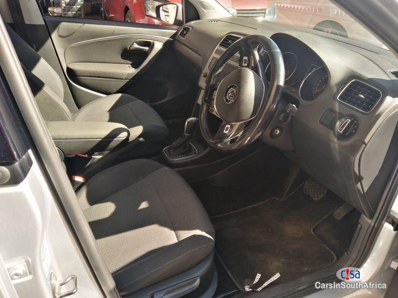 Volkswagen Polo 1.4 Comfortline 5Dr Manual 2015 - image 7