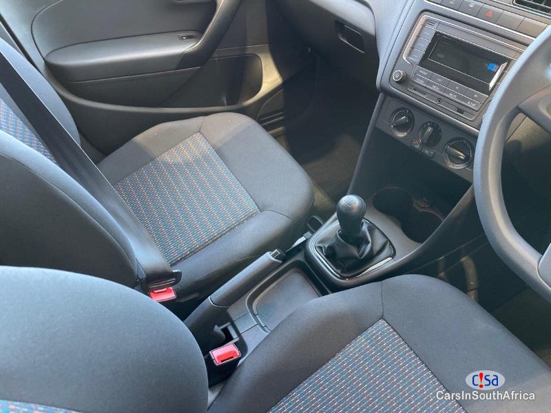 Volkswagen Polo Manual 2021 - image 7