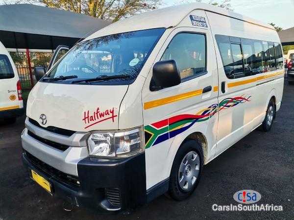 Picture of Toyota Quantum 2.5 D-4D Sesfikile 16-Seat Manual 2017