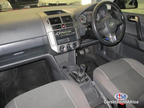 Volkswagen Polo Manual 2014 - image 5