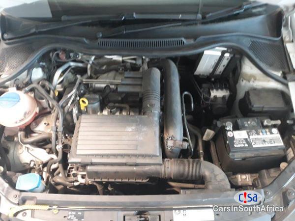 Volkswagen Polo Manual 2014 - image 11