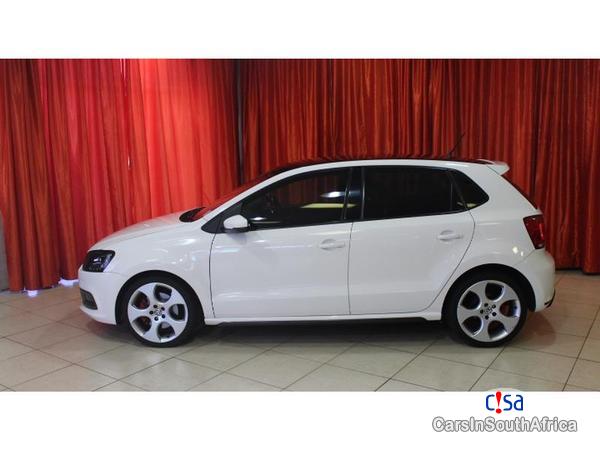 Volkswagen Polo Automatic 2011 - image 2