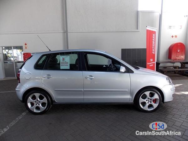 Volkswagen Polo Manual 2008 - image 3