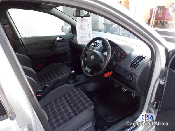 Volkswagen Polo Manual 2008 - image 9