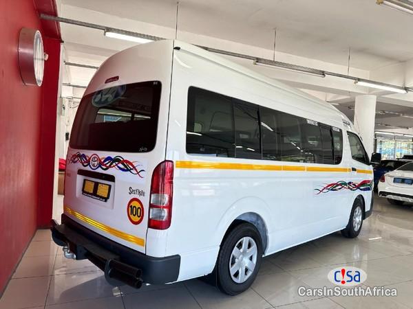 Toyota Quantum 2.5 D-4D Sesfikile 16-Seat Manual 2022 - image 2