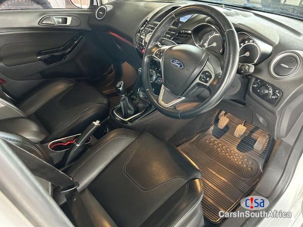 Ford Fiesta 1.0 Ecoboost (0684957752 Manual 2017 - image 4