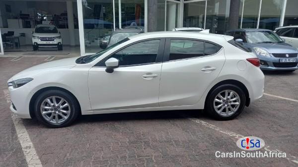 Mazda Mazda3 1.6 Dynamic Call 081 494 5928 Manual 2019 - image 3