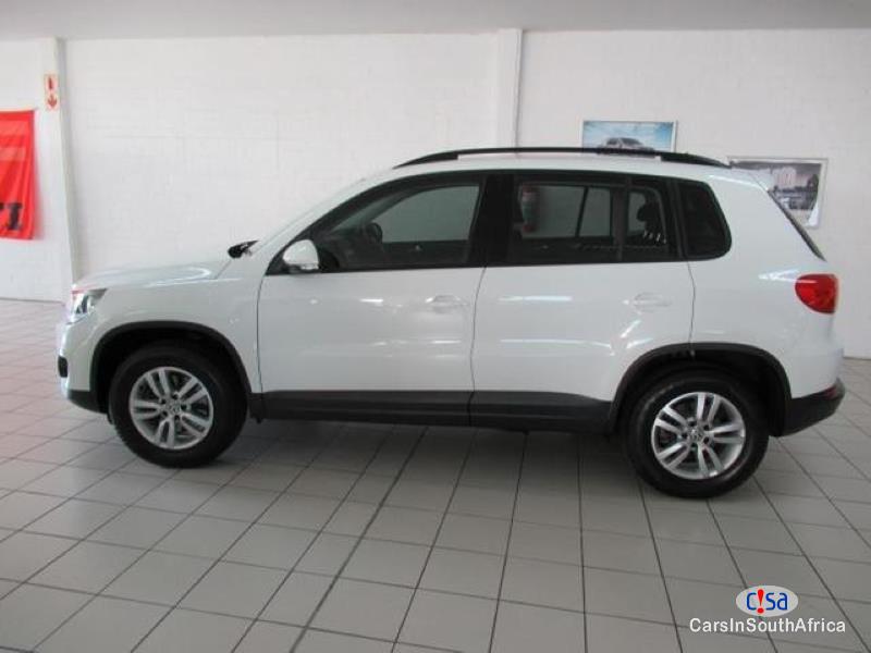Volkswagen Tiguan Automatic 2014 - image 2