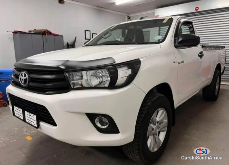 Pictures of Toyota Hilux 2.4GD-6 Srx Manual Call:0691808200 Manual 2019