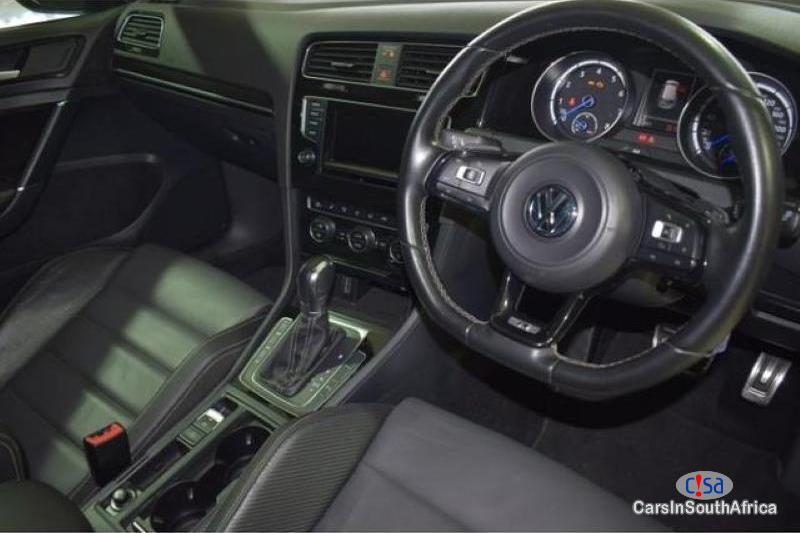 Volkswagen Golf 2.0 Automatic 2017 in South Africa