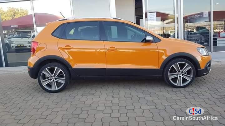 Volkswagen Polo 1600 Manual 2015 - image 2
