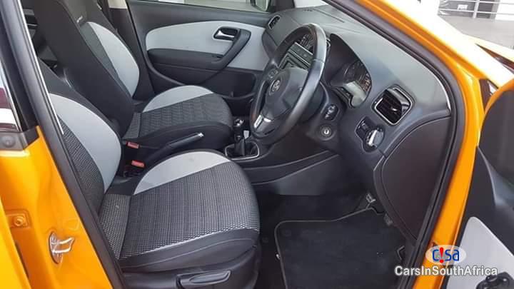 Volkswagen Polo 1600 Manual 2015 - image 6