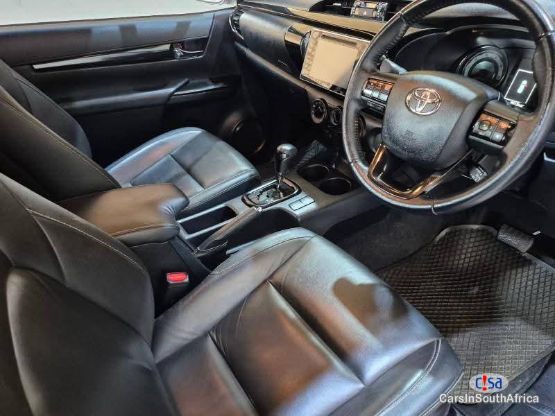 Toyota Hilux Automatic 2018 - image 10