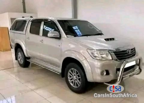 Toyota Hilux Call/ WhatsApp.(073 104 3715 ) 2012 Toyota Hilux 3.0D-4D Automatic 2012 - image 2