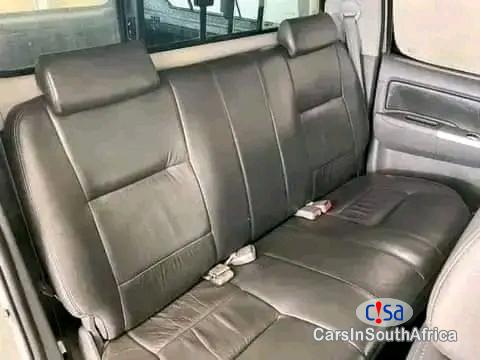 Toyota Hilux Call/ WhatsApp.(073 104 3715 ) 2012 Toyota Hilux 3.0D-4D Automatic 2012 - image 5