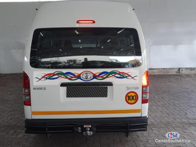 Toyota Quantum 2.5D-4D Sesfikile 16 Seats Bank Repossessed Manual 2020 in Western Cape