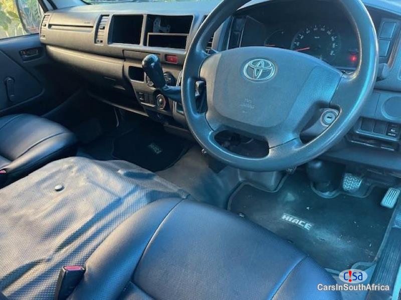 Toyota Quantum 2.5D-4D Sesfikile Bank Repossessed Manual 2017 in South Africa