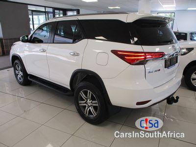 Toyota Fortuner 2.8 Automatic 2017 - image 2
