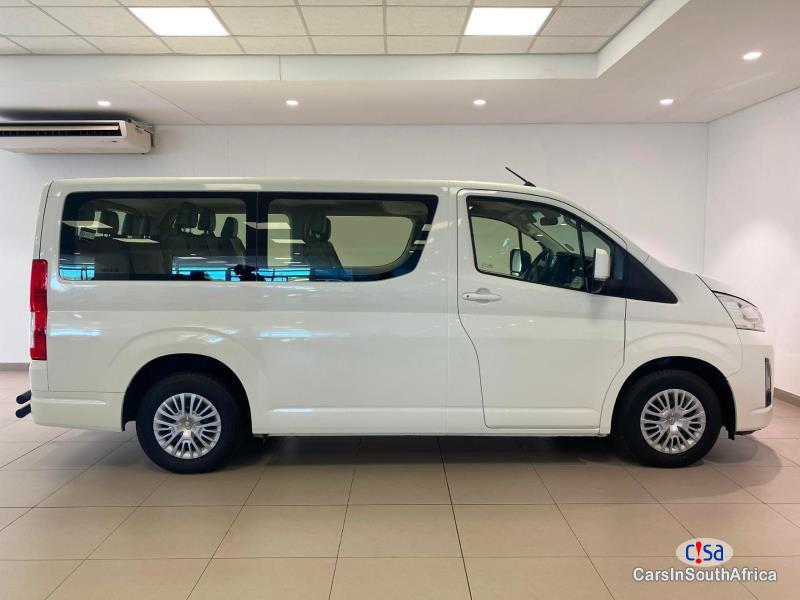 Toyota Quantum 2.8 LWB BUS GL 11 SEATS { 0817687830 } Manual 2019 - image 3