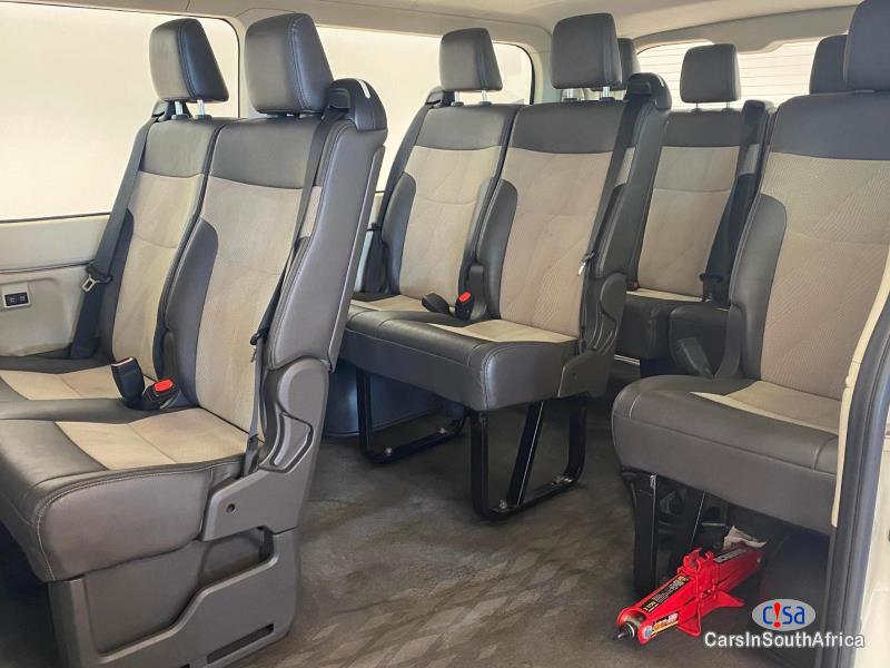 Toyota Quantum 2.8 LWB BUS GL 11 SEATS { 0817687830 } Manual 2019 - image 4