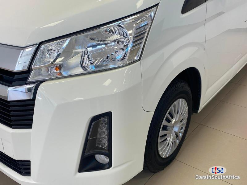 Toyota Quantum 2.8 LWB BUS GL 11 SEATS { 0817687830 } Manual 2019 - image 9