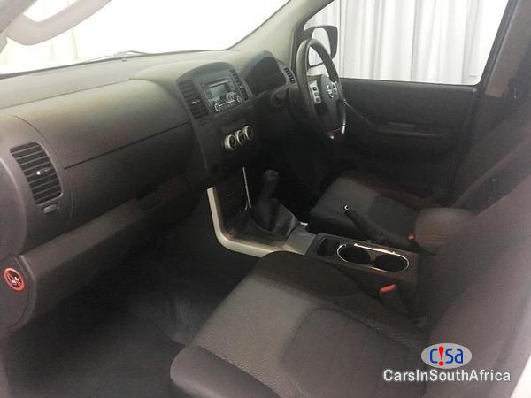 Nissan Navara Manual 2015 in South Africa