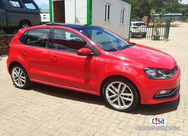 Volkswagen Polo Automatic 2015 - image 2