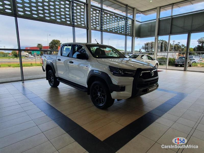 Pictures of Toyota Hilux 2.8 GD-6 Raised Body (0684957752 Automatic 2021