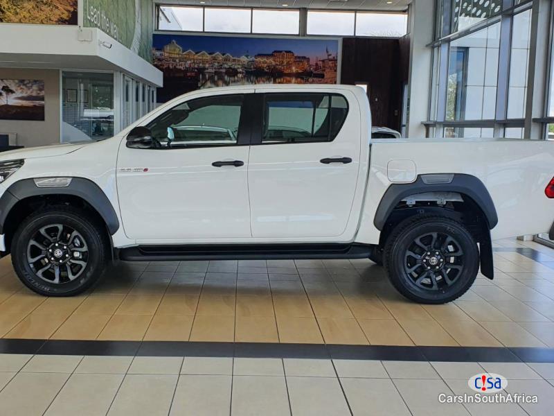 Toyota Hilux 2.8 GD-6 Raised Body (0684957752 Automatic 2021 - image 3