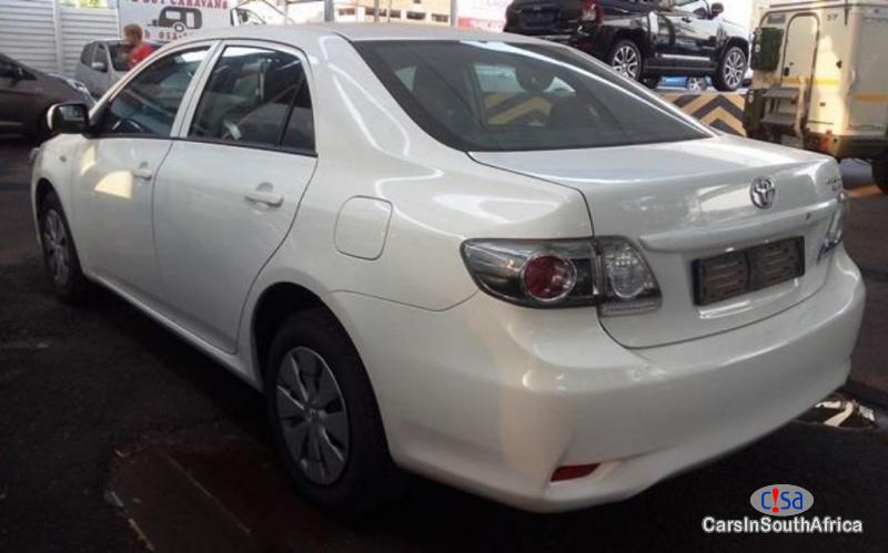 Toyota Corolla 1.6 Manual 2017 - image 3