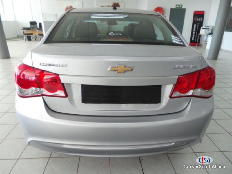Chevrolet Cruze 1.6 LS Manual 2015 - image 3